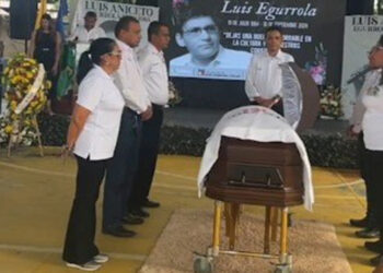San Juan del Cesar rindió homenaje póstumo al maestro Luis Egurrola.