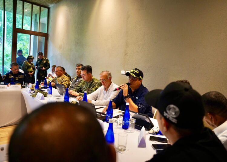 “A nosotros no se nos puede convertir la Sierra Nevada en la tierra del olvido”, expresó el Gobernador de La Guajira ante el Ministro de Defensa.