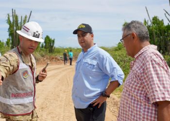 Gobernacion de La Guajira realiza obra de mitigación y adecuación de vías en Shiruria, Manaure.