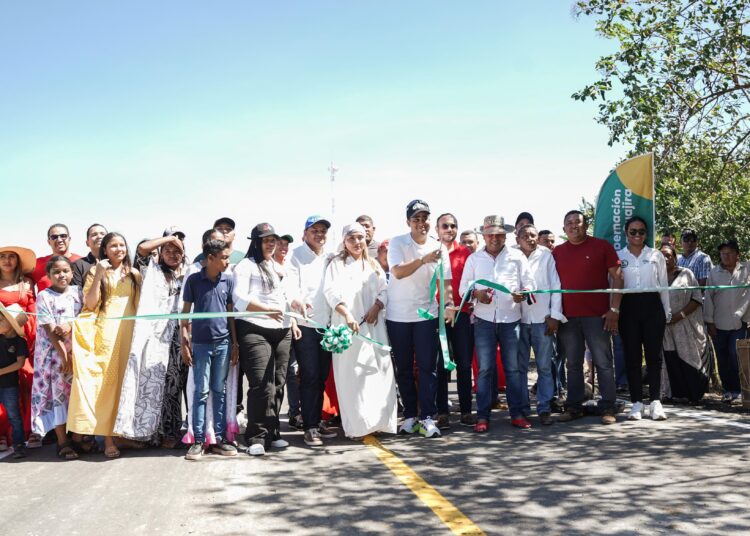 Gobernador Aguilar entrega la vía Monguí-Paraver, un tramo que conecta a más de 30 comunidades indígenas.