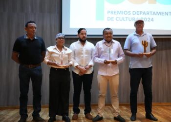 Fondo Mixto entrega estímulos a ganadores de los Premios Departamentales de Cultura 2024.