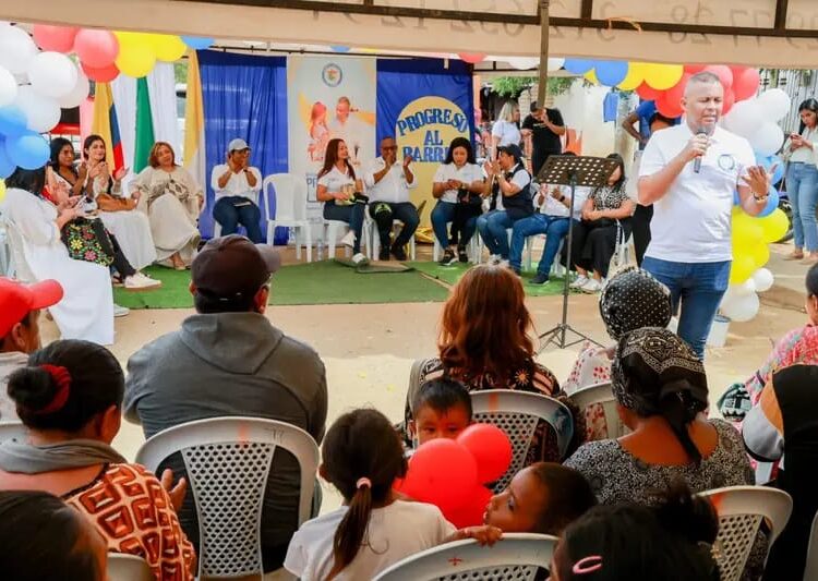 Uribia fortalece lazos con sus comunidades a través del seguimiento a los compromisos de la estrategia “Progreso al Barrio”.