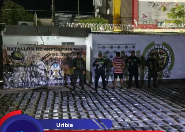 Fuerza Pública asesta contundente golpe al narcotráfico en Uribia: incautan 619 kilos de clorhidrato de cocaína.