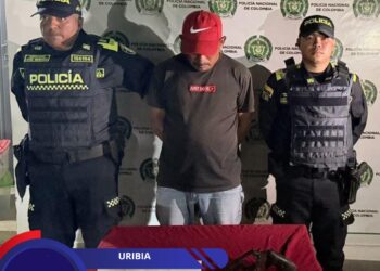 Policía Nacional captura a ciudadano por porte ilegal de arma de fuego en Uribia.