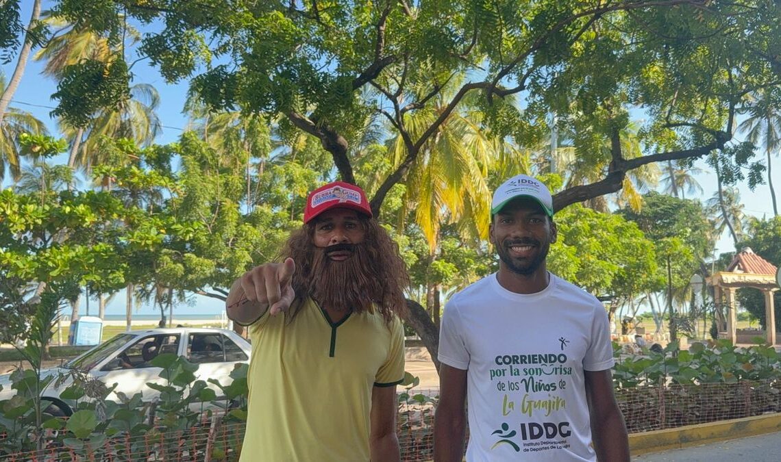 El ‘Forrest Gump’ guajiro: correrá 80 kilómetros por el desierto para regalar sonrisas a los niños.