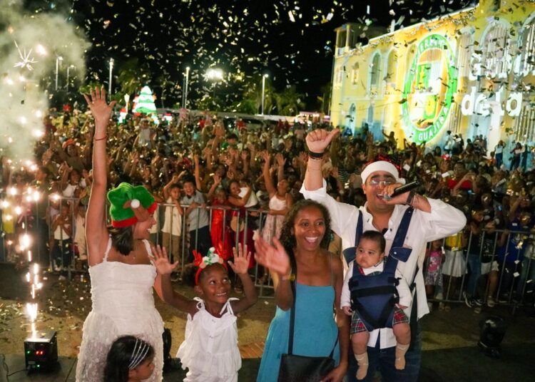 Más de 1.000 personas participaron en la Ruta Navideña del Tren de la Magia en Riohacha