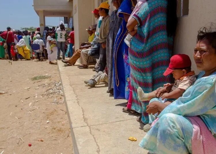 Autoridades Wayúu rechazan decreto del presidente Petro sobre la ‘Línea Negra’ y protestan este miércoles en la Defensoría del Pueblo en Riohacha