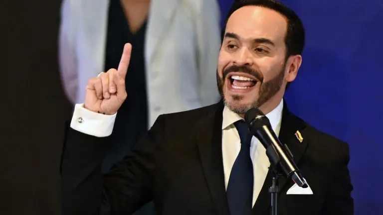 Abelardo De La Espriella ordena suspender el proceso de empalme con el Gobierno Petro